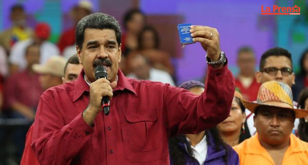 Nicolás Maduro amenaza con irse a las armas