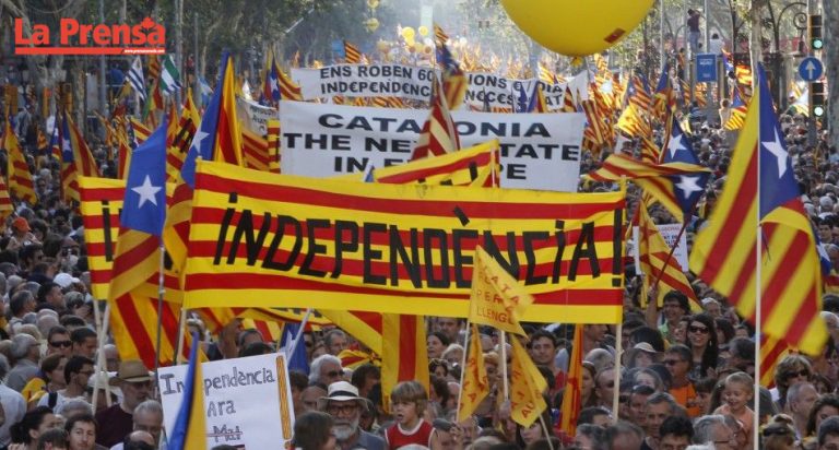 El gobierno de Cataluña anuncia la victoria del "sí" en el referéndum