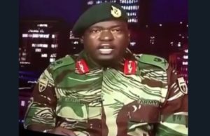 Ejército de Zimbabue niega golpe de Estado, a pesar de que Mugabe está bajo su custodia