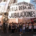 Cientos de personas se unieron en defensa de las pensiones