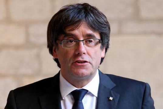 España anuló la orden de arresto contra Carles Puigdemont, y cuatro ministros de su gobierno España anuló la orden de arresto contra Carles Puigdemont, y cuatro ministros de su gobierno
