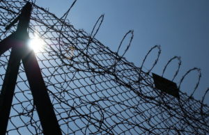 Prisioneros toman como rehenes a guardias en una cárcel de Rio de Janeiro Prisioneros toman como rehenes a guardias en una cárcel de Rio de Janeiro