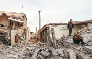 Ataques aéreos gubernamentales dejan al menos 260 muertos en Siria Ataques aéreos gubernamentales dejan al menos 260 muertos en Siria