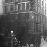 100 mujeres, procedentes de 17 países, votaron para establecer un Día Internacional de la Mujer