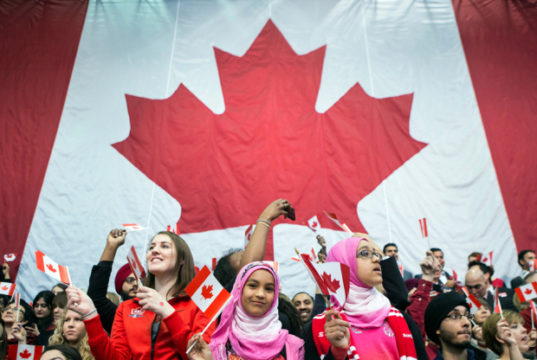Sugieren cambio a la política de refugiados de Canadá