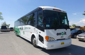 Banff aumenta las opciones de transporte interno para reducir autos en el parque nacional
