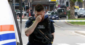 Policía belga investiga ataque terrorista que deja tres muertos