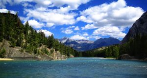 Bow River al oeste de Calgary está bajo vigilancia de inundaciones