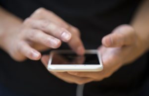 Mujer de Calgary finge tener cáncer para recaudar más de $16,000