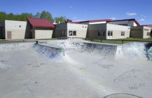 Terapeutas de salud mental brindan apoyo en el norte de Alberta a los residentes tras el suicidio de dos adolescentes