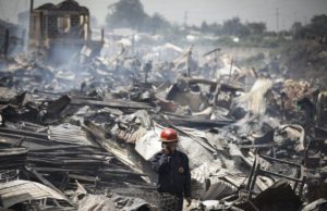 Al menos 15 personas murieron y 70 resultaron heridas tras un incendio en un mercado de Nairobi