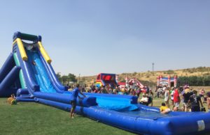 Escuelas públicas de Edmonton prohíben uso de atracciones inflables