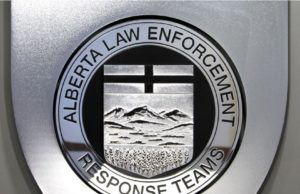 Policía rescata a dos niñas menores de cuatro años víctimas de explotación sexual por sus padres Policía rescata a dos niñas menores de cuatro años de explotación sexual por sus padres