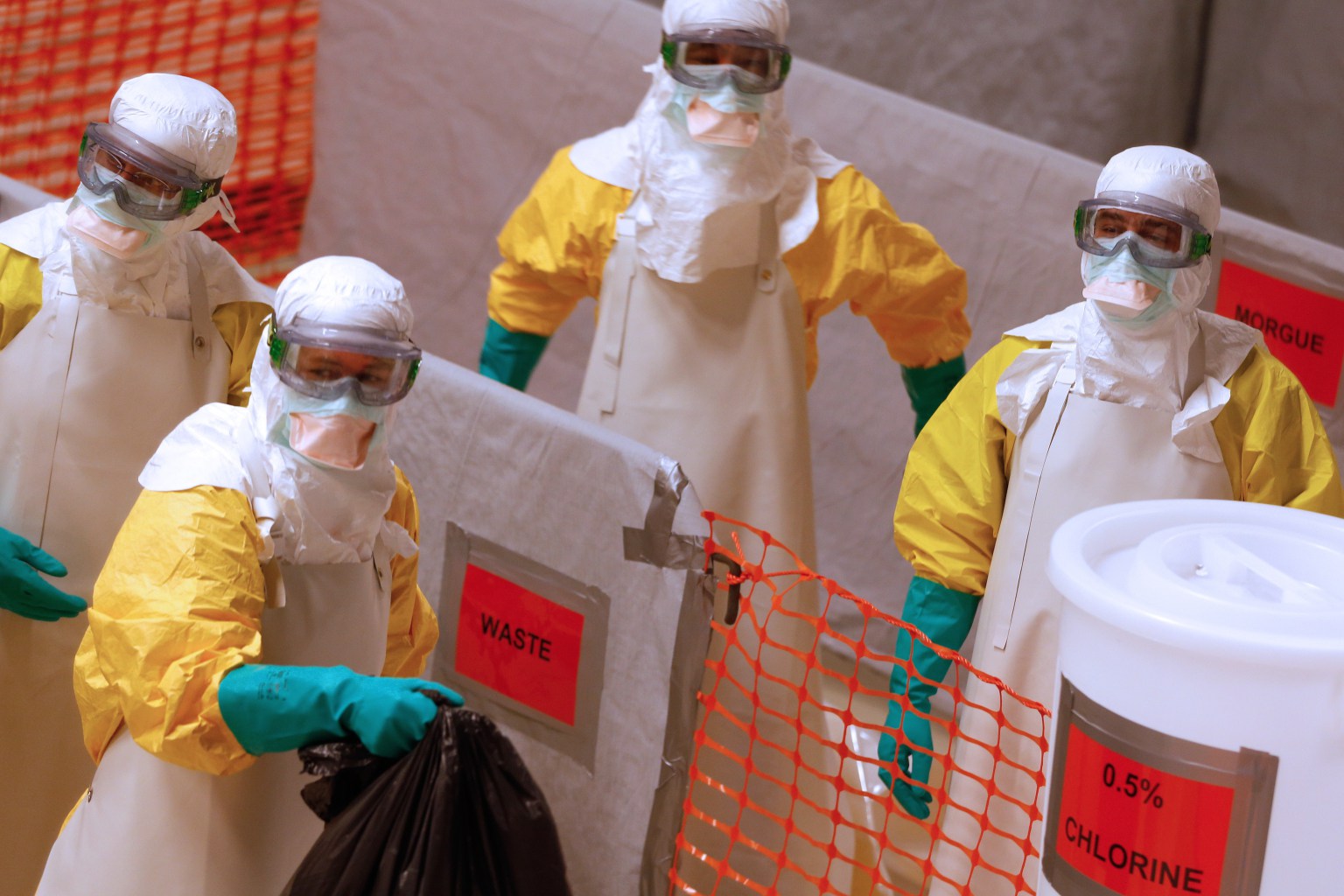 Congo prueba tratamiento experimental con Ebola a medida que crece un brote mortal