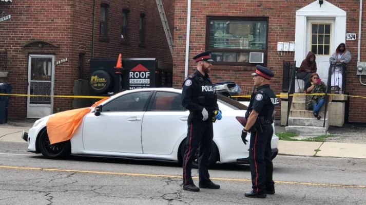 Sospechoso en custodia después del tiroteo fatal en Greektown de Toronto