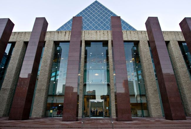 Comité respalda la nueva política que convertiría a Edmonton en una ciudad santuario para indocumentados