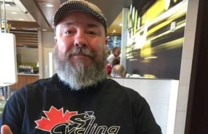 Hombre que se hizo viral por un acto antirracista podría ser deportado por racismo