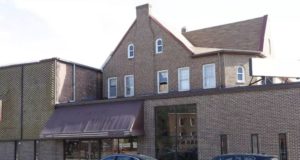 Restos de más de 60 bebés y fetos fueron descubiertos en una funeraria en Detroit