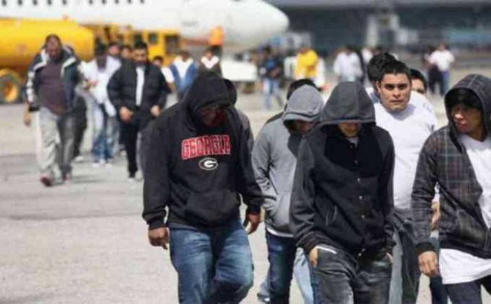 98 migrantes fueron deportados de México tras intentar cruzar la frontera hacia EE.UU.