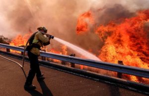 Incendio en el norte de California ya ha cobrado la vida de 81 personas