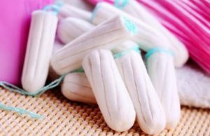 Retiran del mercado tampones Kotex por “desintegrarse” dentro del cuerpo
