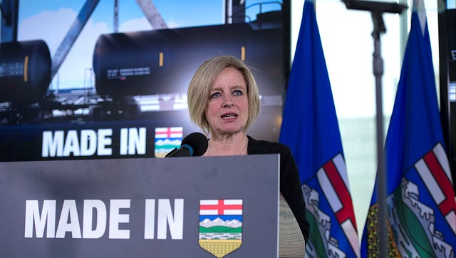 Alberta toma acción decisiva para llevar más petróleo al mercado