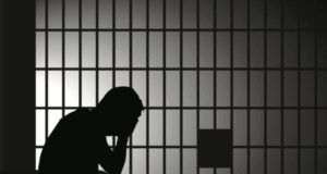 Juez ordena al Gobierno federal pagar $ 20 millones por aislar a reclusos con enfermedades mentales
