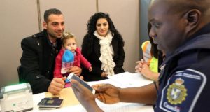 Atención médica para refugiados recibe un aumento de $ 283M