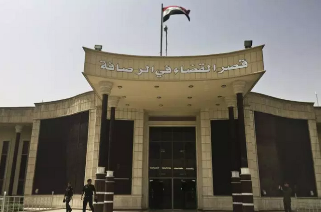 Tribunal de Irak condena a muerte a 3 miembros franceses de ISIS