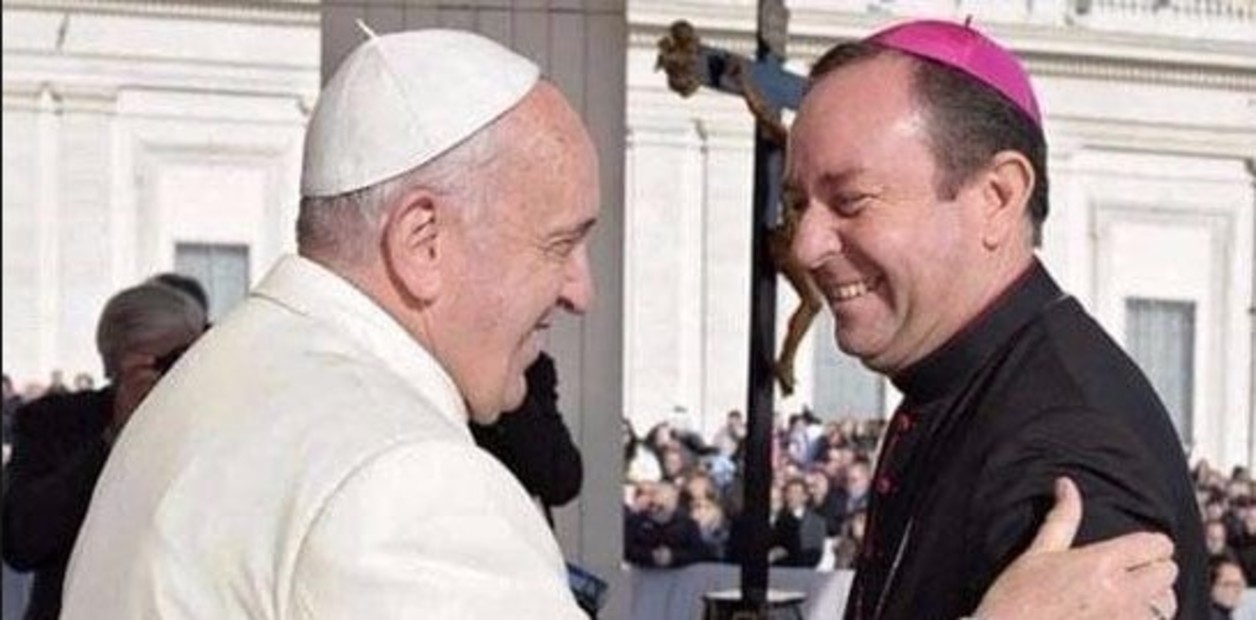 Obispo argentino enfrenta juicio por abuso en el Vaticano