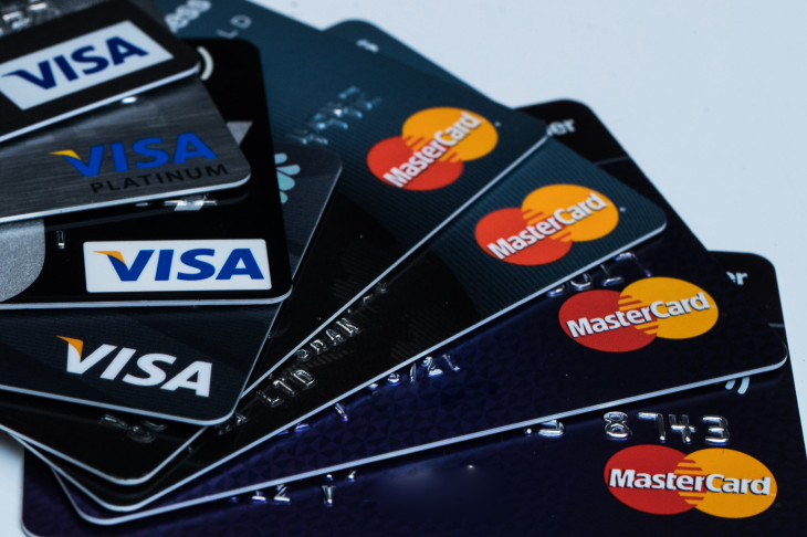 MasterCard lanza una campaña para que las personas transgénero utilicen el nombre elegido en las tarjetas