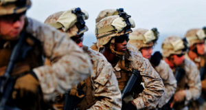 Arrestan a 16 marines de EEUU por tráfico de drogas y personas