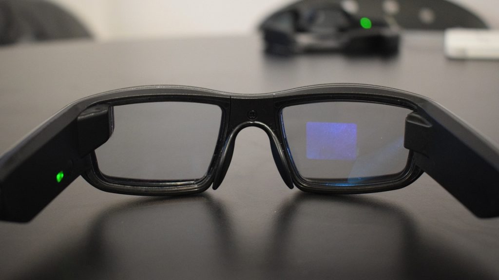Descrubre estos lentes de realidad aumentada que traducen en tiempo ...
